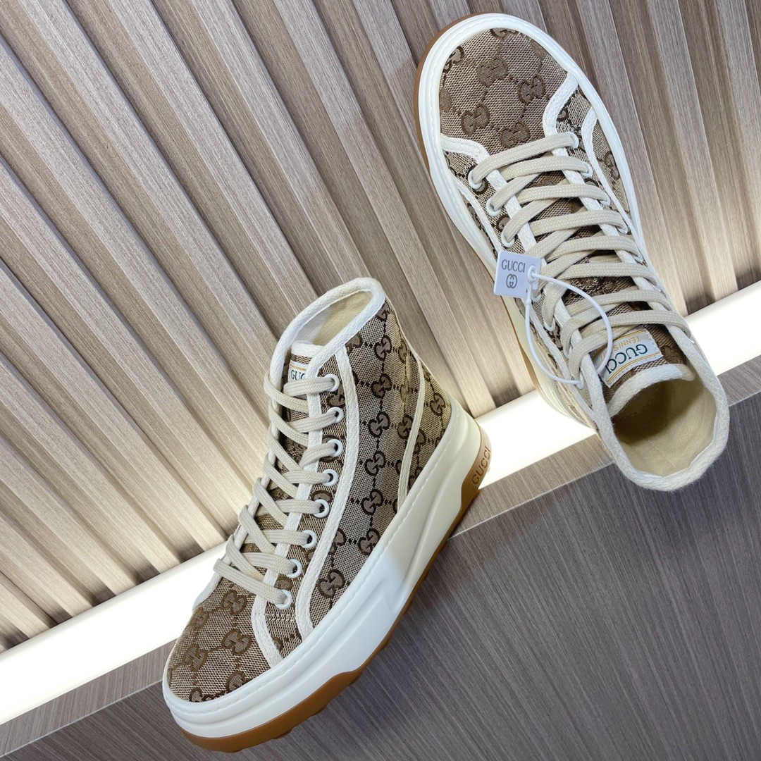 033 32123111 size 35-40