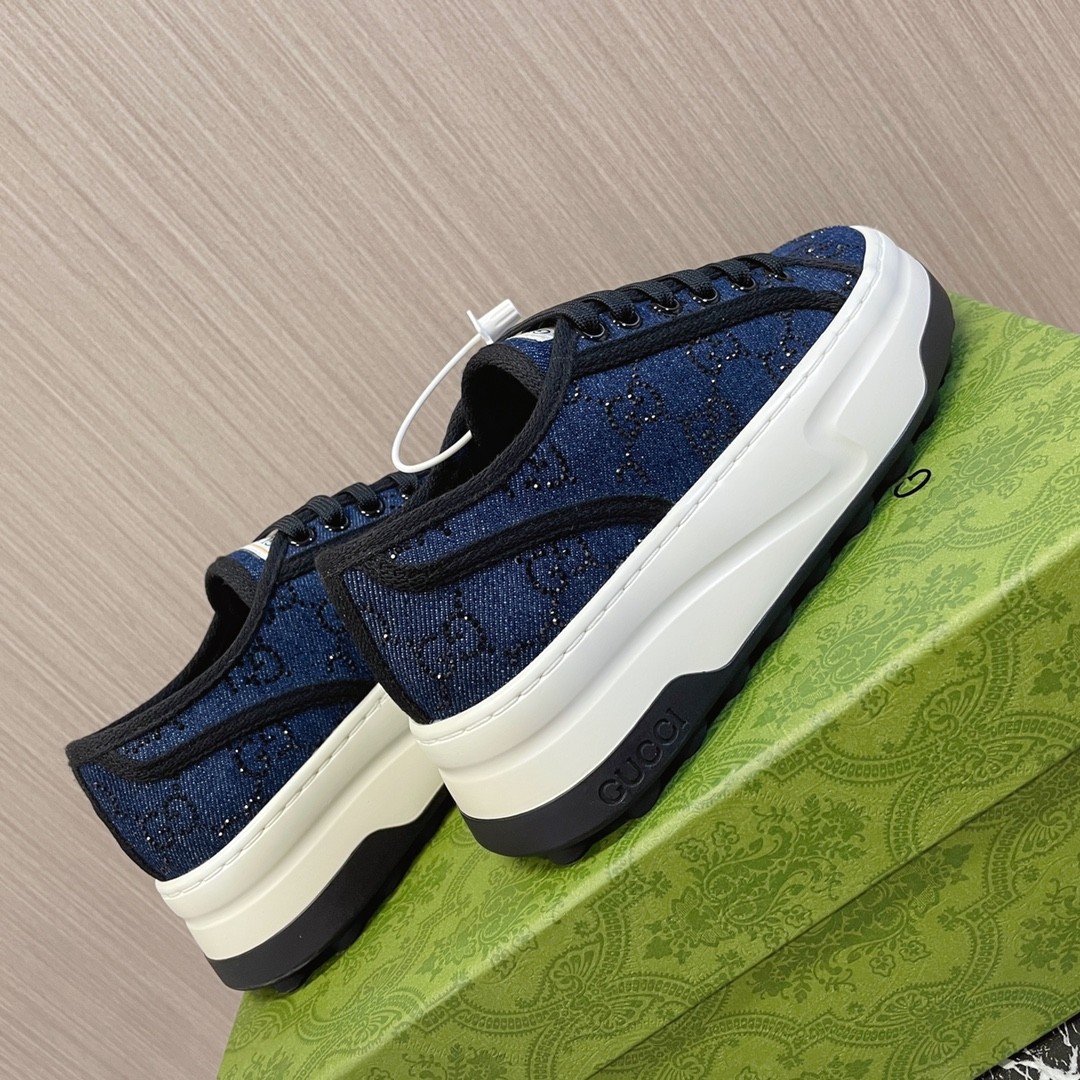 029 32123111 size 35-40