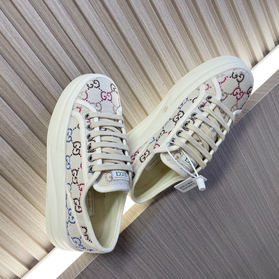 028 32123111 size 35-40