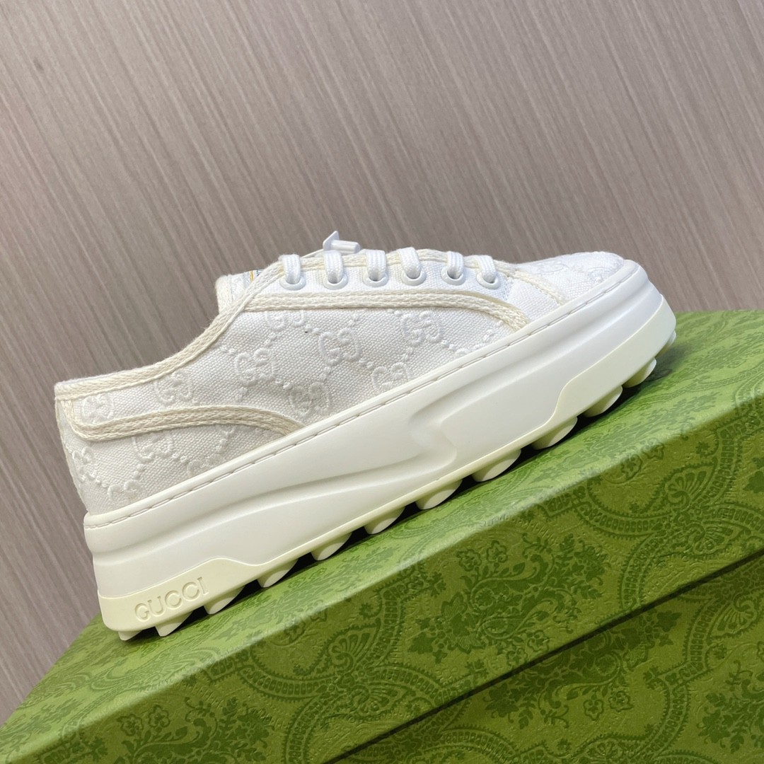 027 30123108 size 35-40