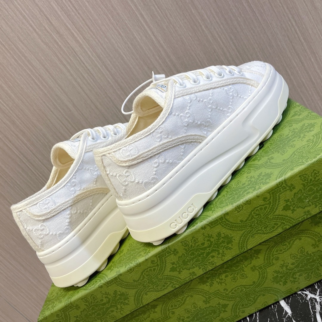 027 30123108 size 35-40