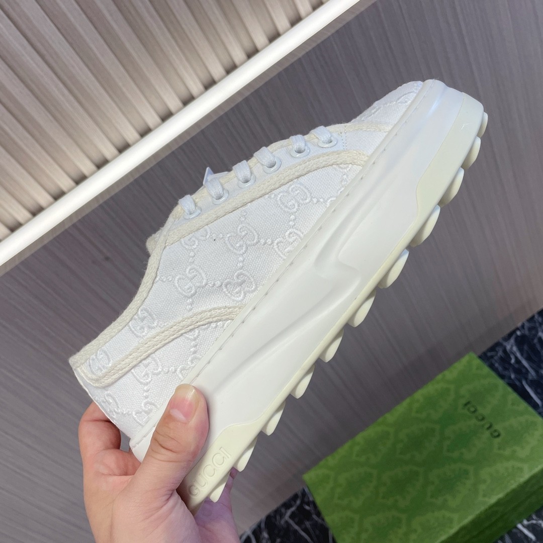 027 30123108 size 35-40