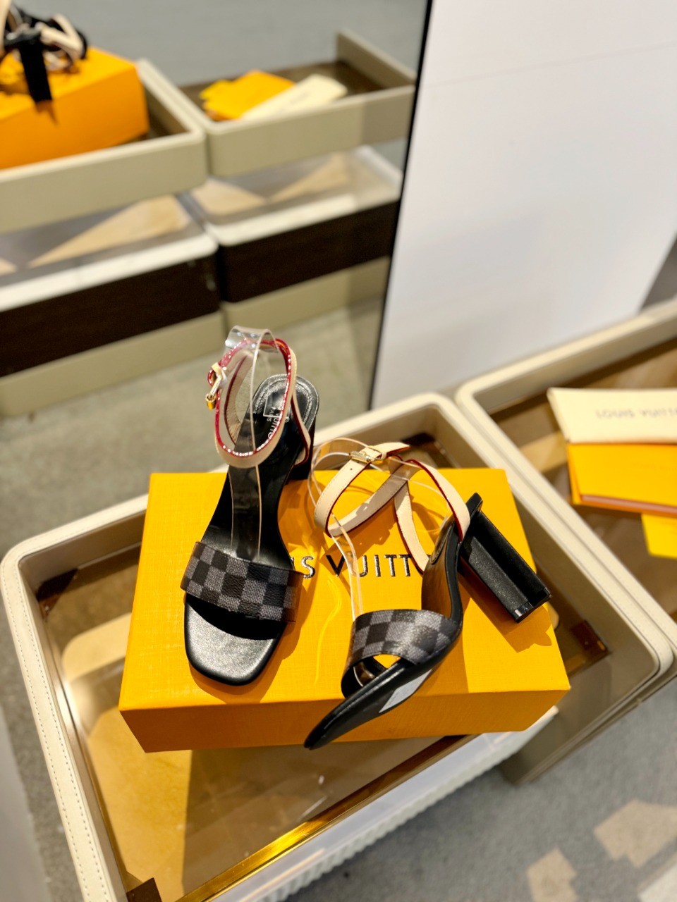 005 35123127 size 35-42