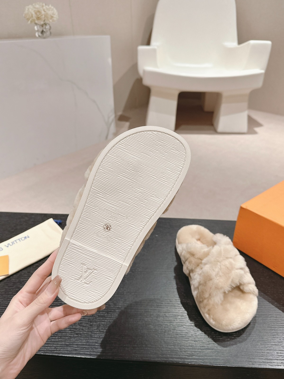 002 28123106 size 35-41