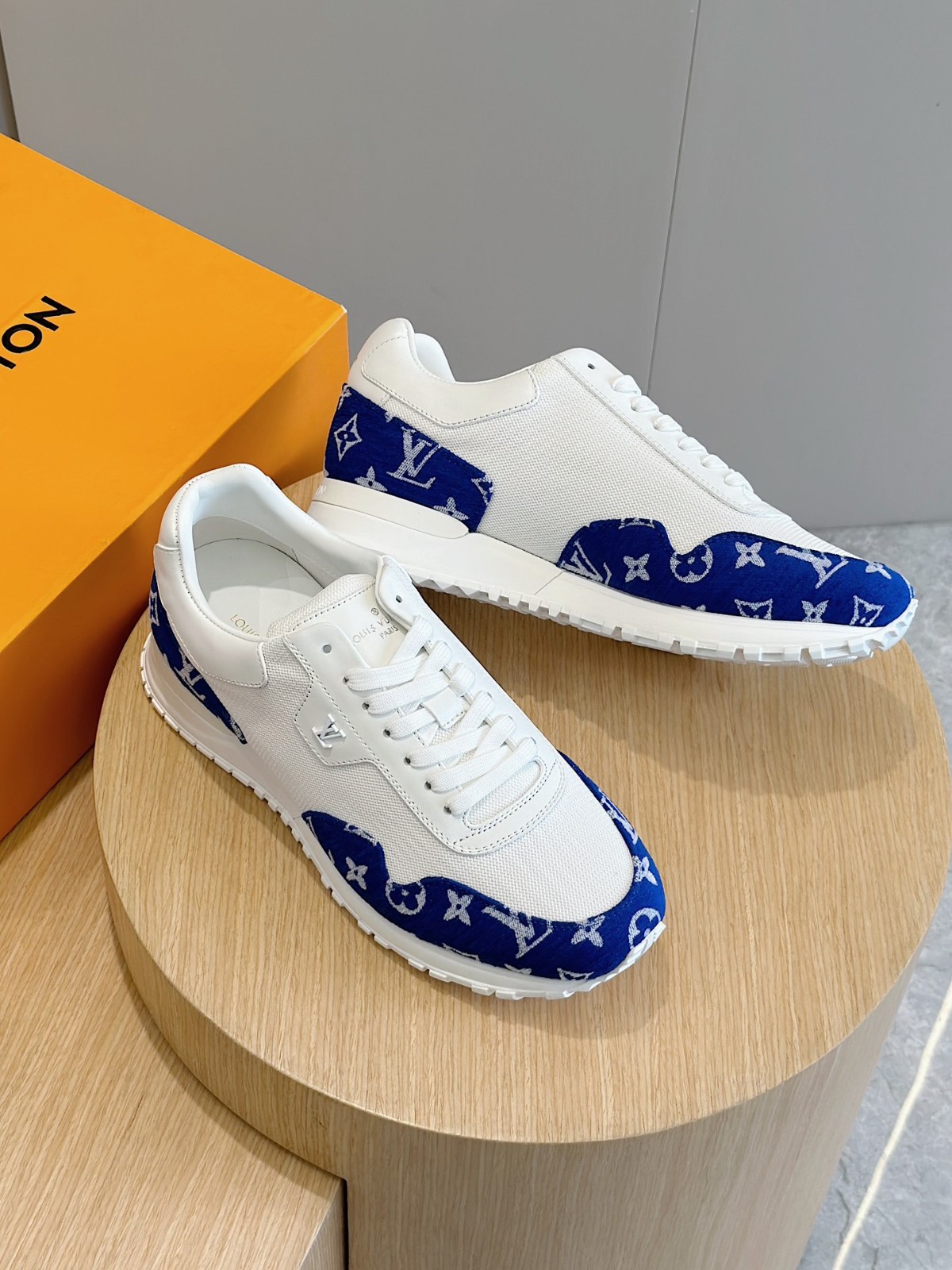 017 36123119 size 38-45