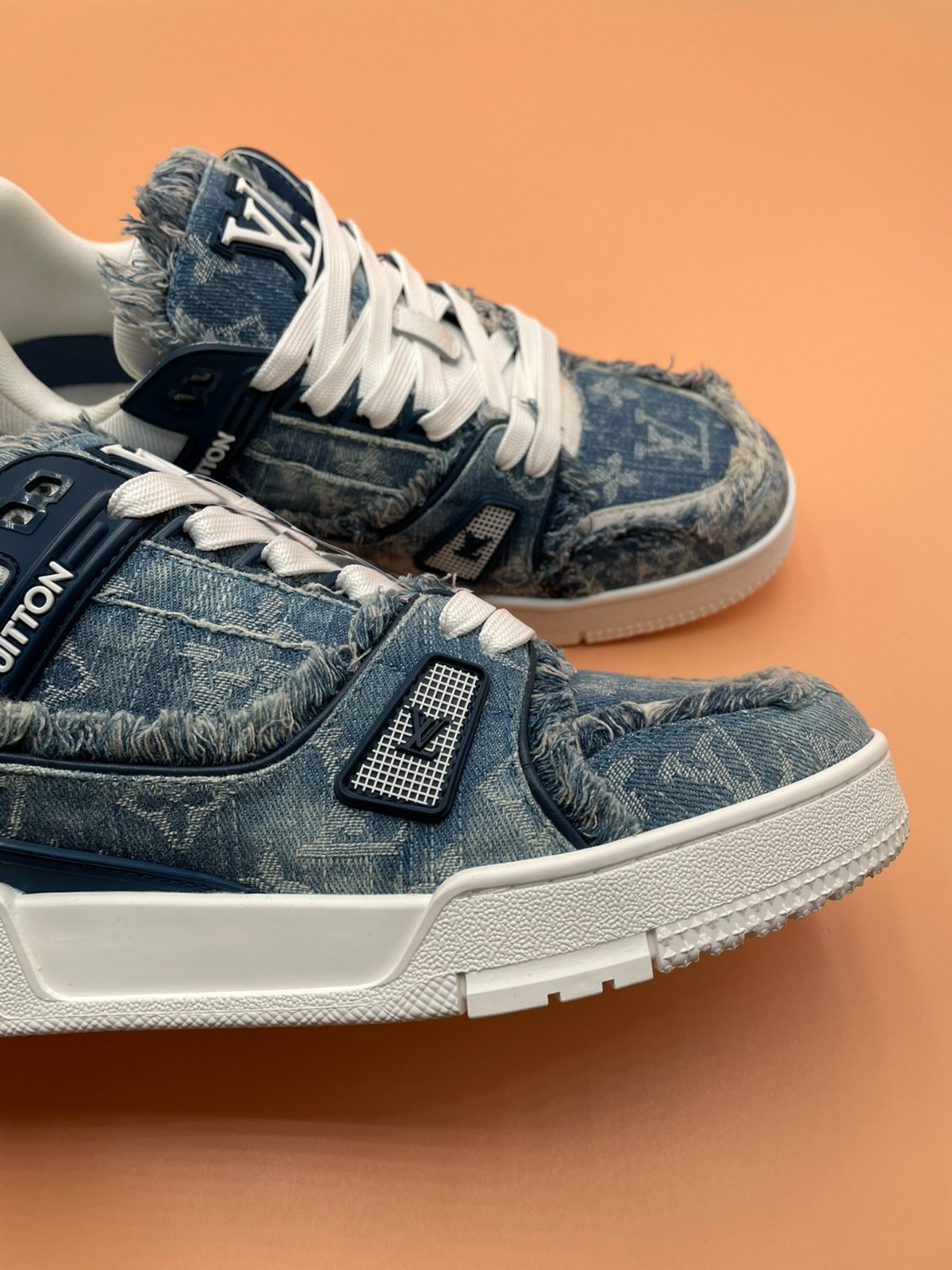 007 52123161 size 38-45