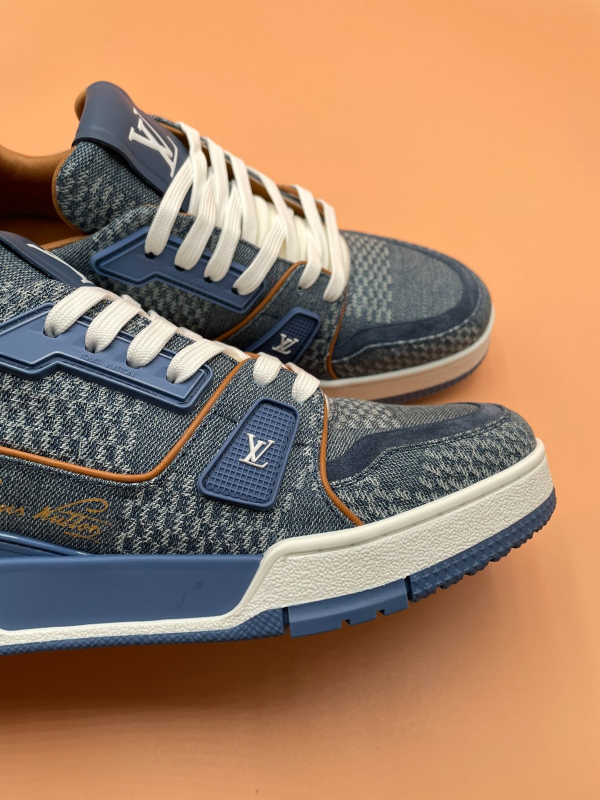002 45123143 size 38-45