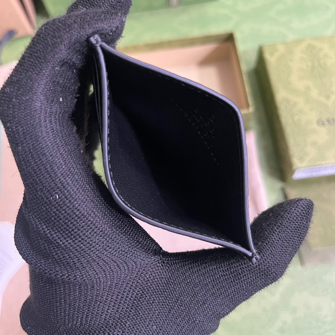 070 15123069 size 10x7cm