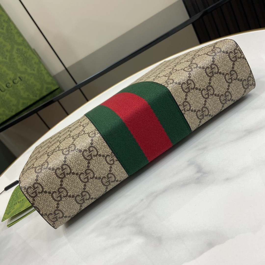 023 28123101 size 26x20x6cm