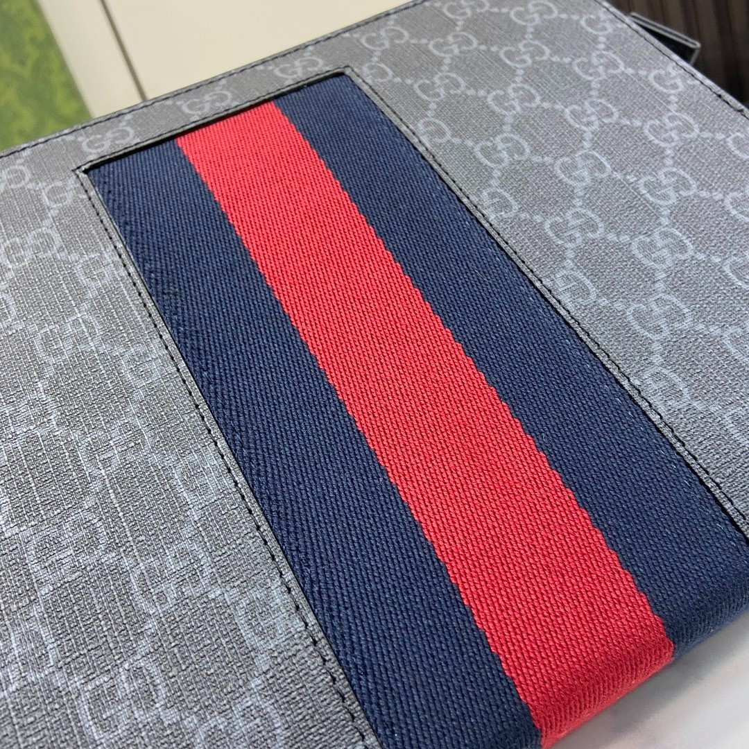 022 28123101 size 26x20x6cm