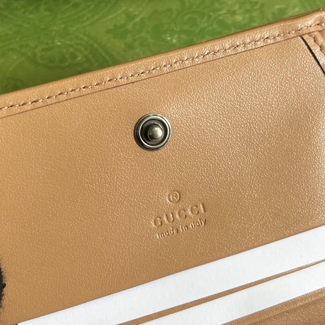 017 19123081 size 11x8.5x3cm