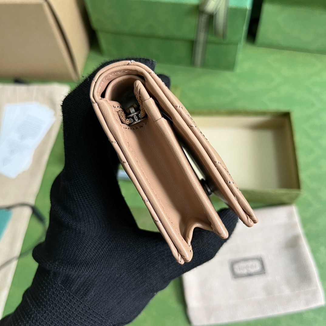 017 19123081 size 11x8.5x3cm