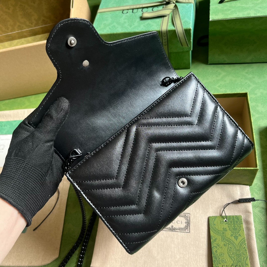 013 38123132 size 20x13x6cm