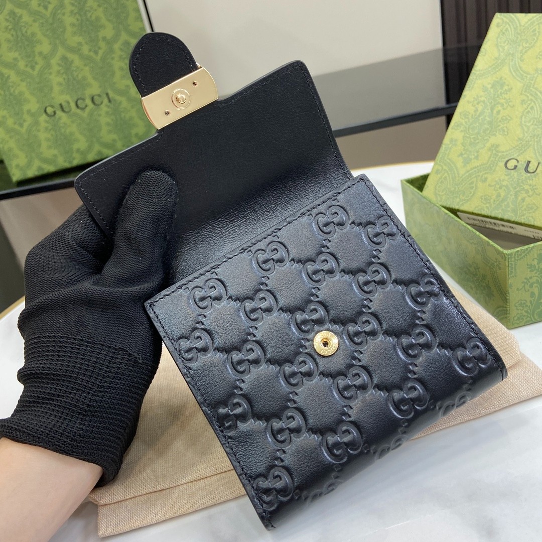 010 23123094 size 12.5x11x3cm