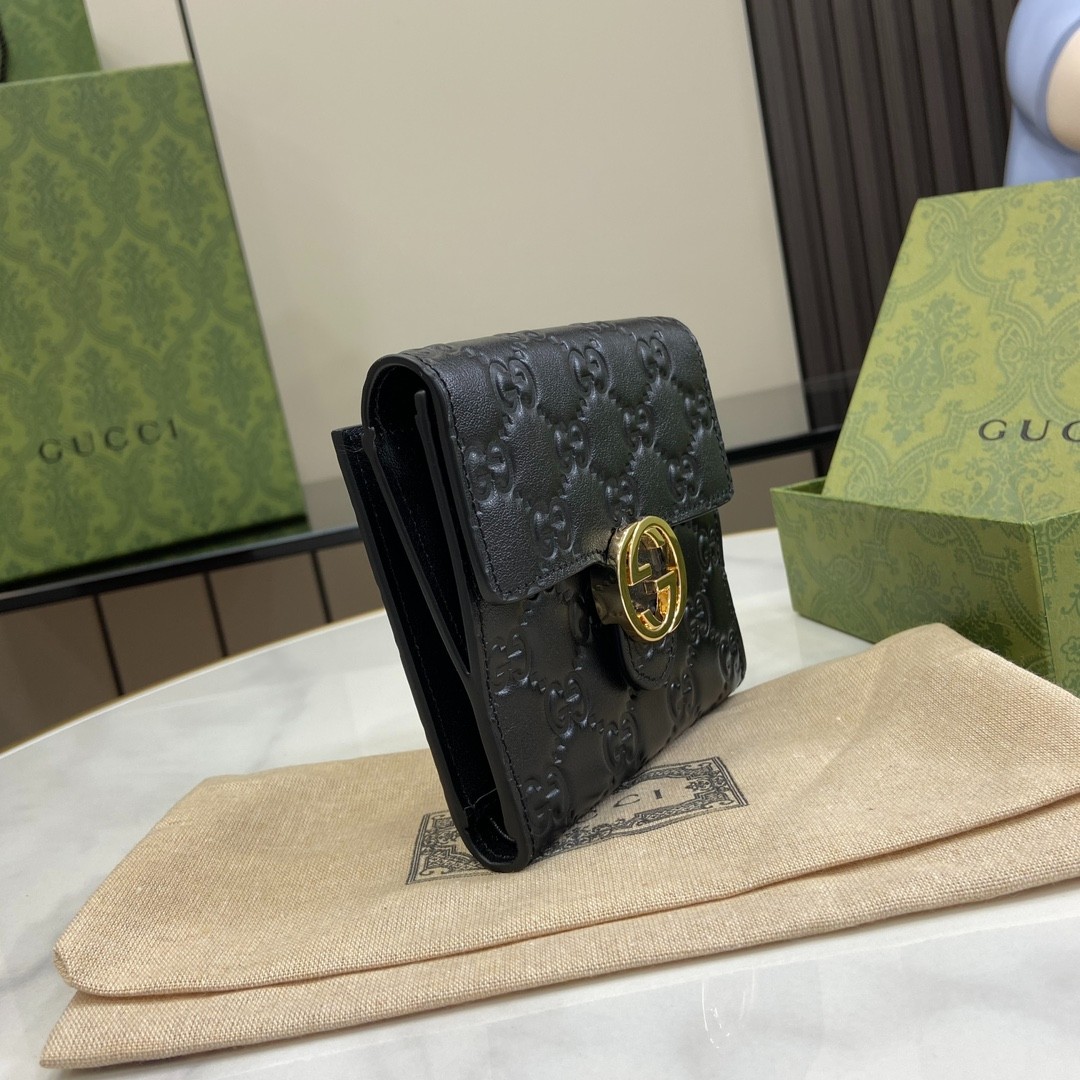 010 23123094 size 12.5x11x3cm
