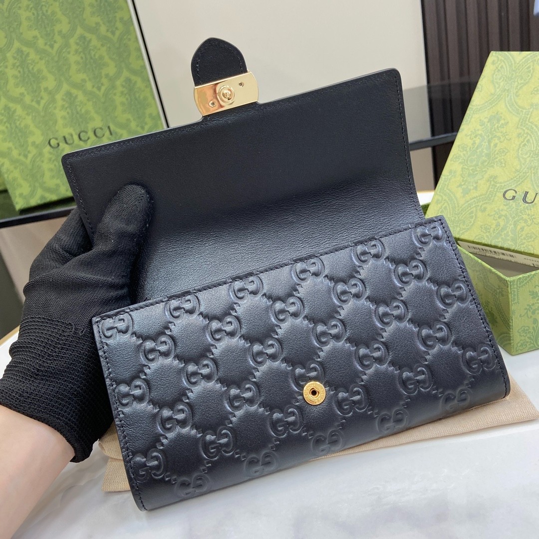 007 24123096 size 19.5x11.5x3cm