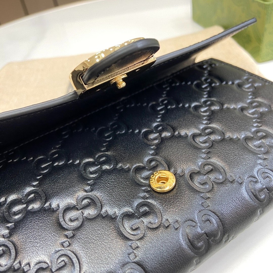 007 24123096 size 19.5x11.5x3cm