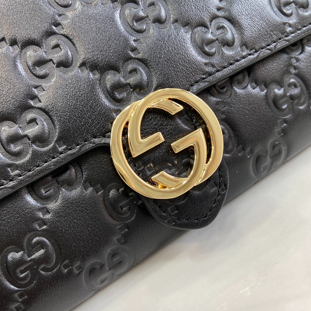 007 24123096 size 19.5x11.5x3cm