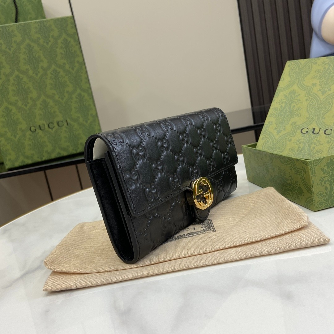 007 24123096 size 19.5x11.5x3cm