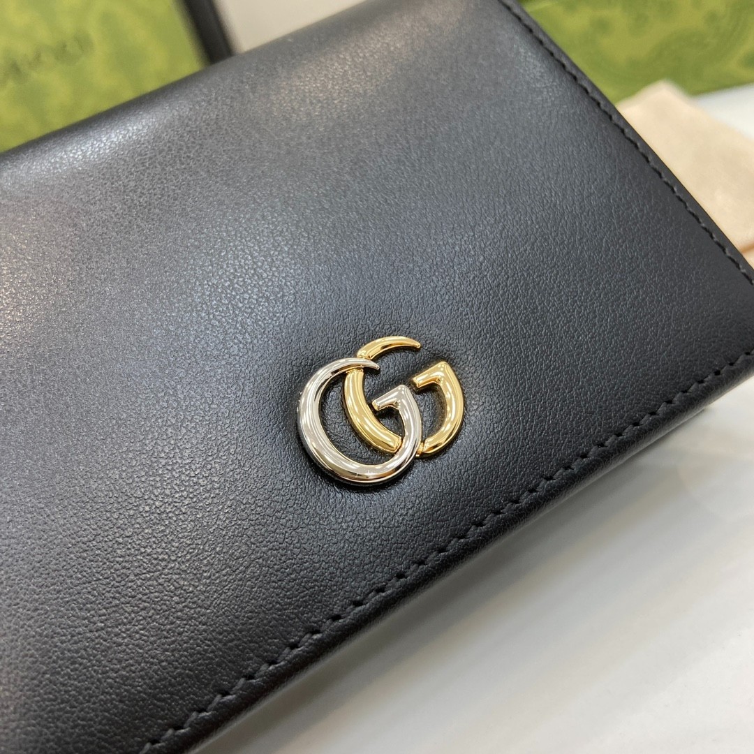 004 21123093 size 8.5x11x3cm