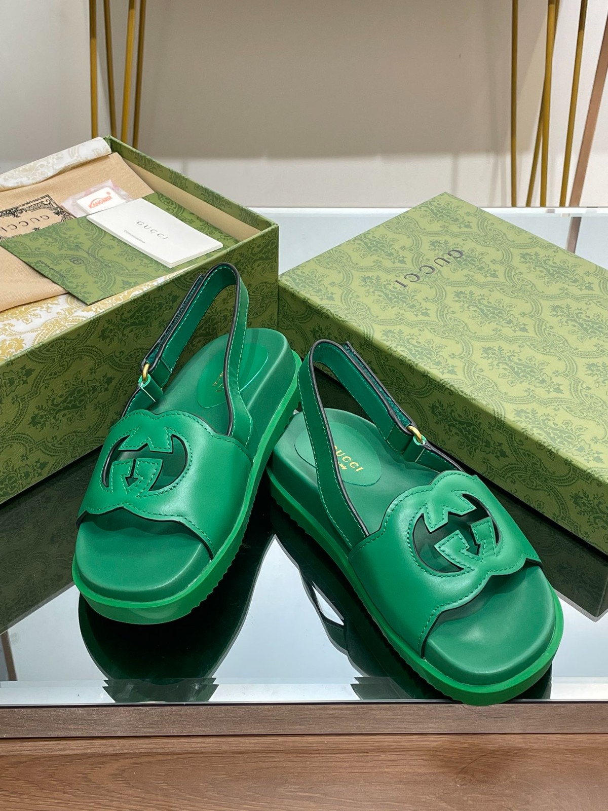 016 30123108 size 35-40
