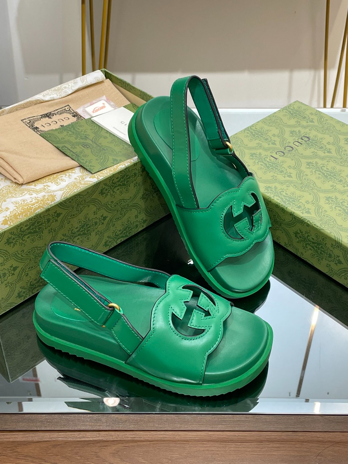 016 30123108 size 35-40