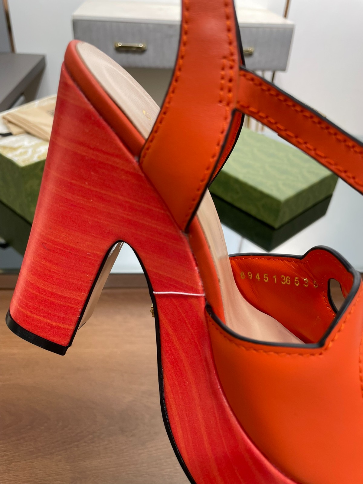 011 35123116 size 35-41