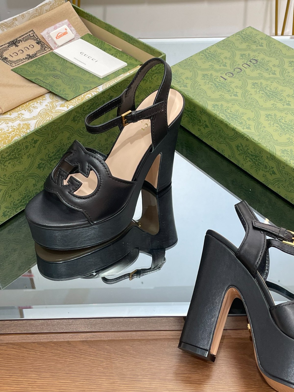 010 35123116 size 35-41