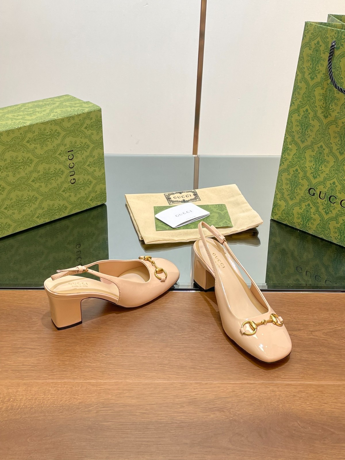 007 32123111 size 35-42