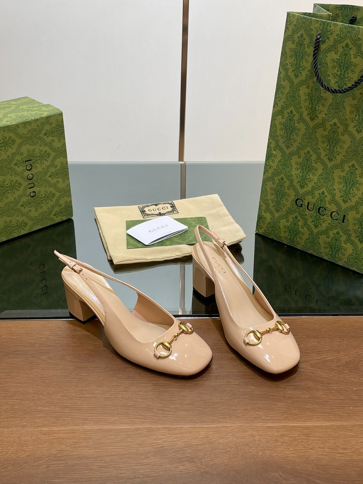 007 32123111 size 35-42