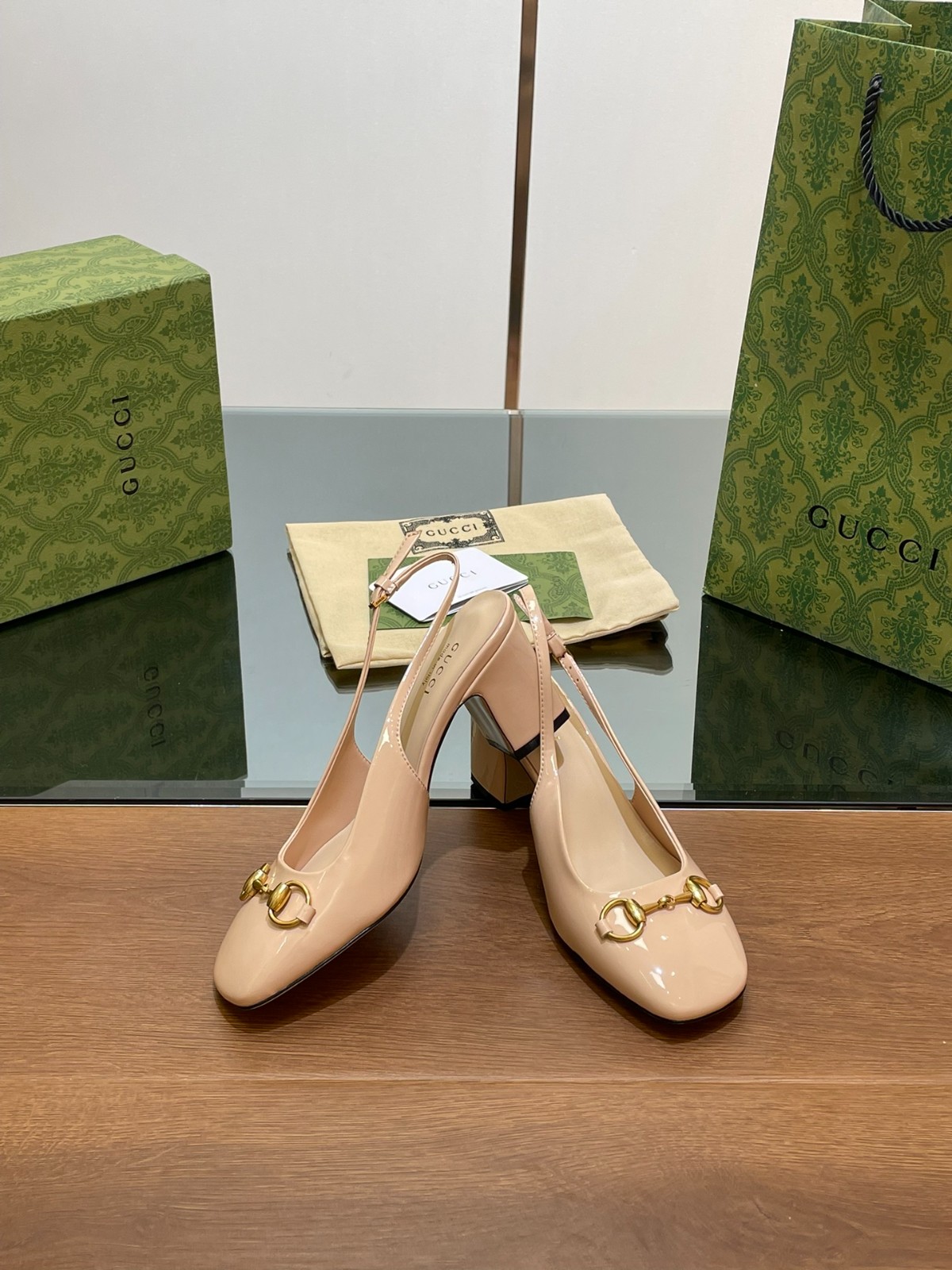 007 32123111 size 35-42