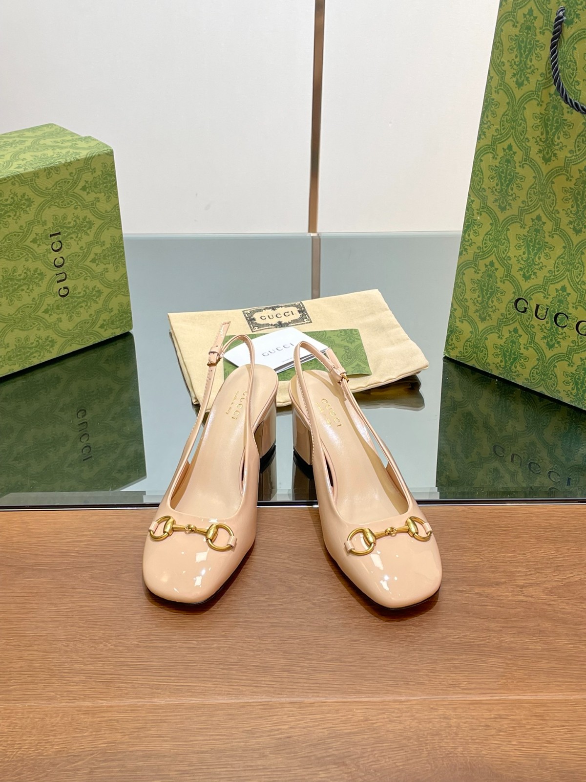 007 32123111 size 35-42