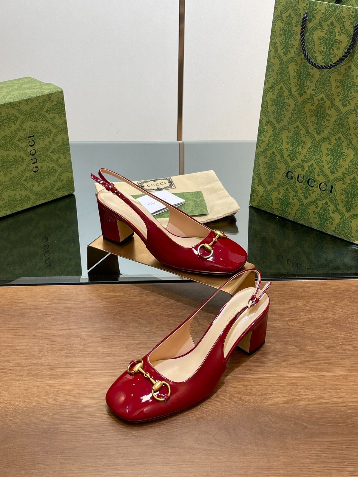 006 32123111 size 35-42