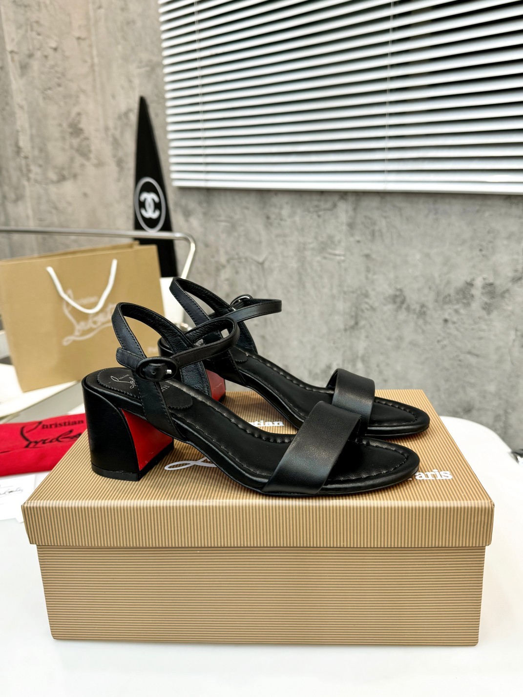 011 26123102 size 35-42