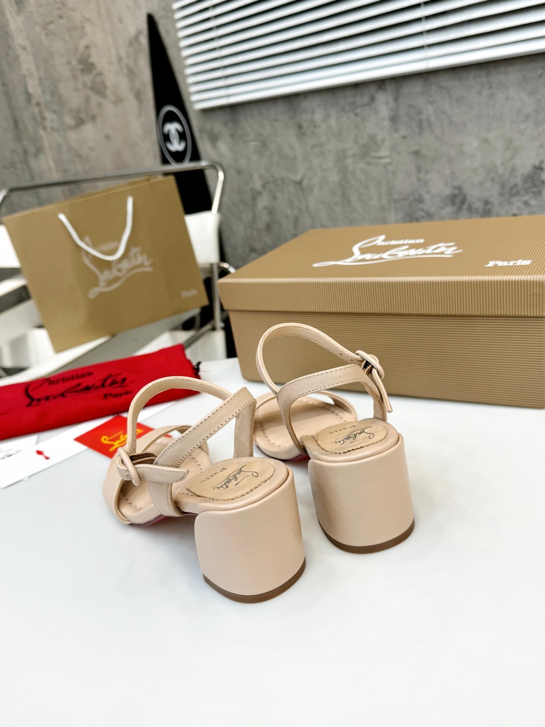 010 26123102 size 35-42