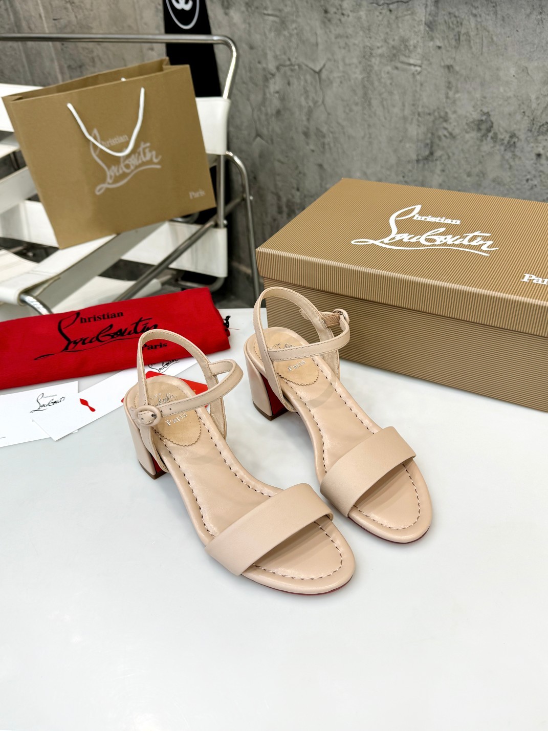 010 26123102 size 35-42