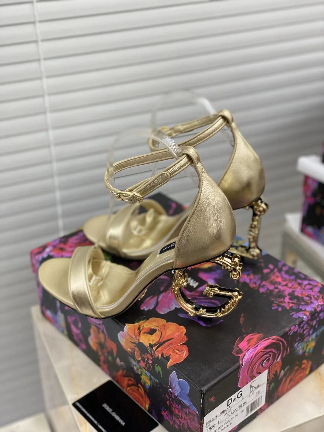 059 34123144 size 35-42