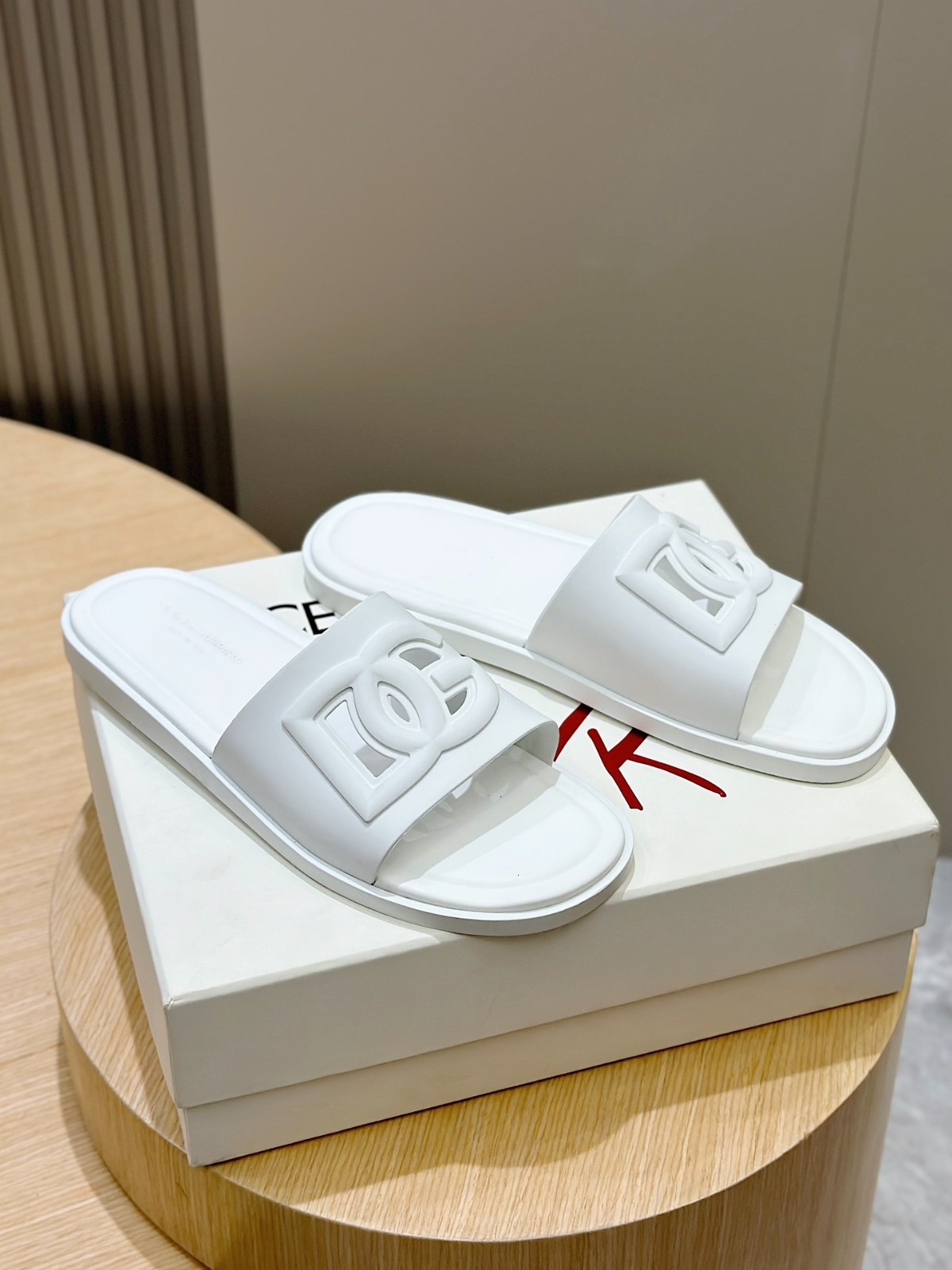 042 18123079 size 38-45
