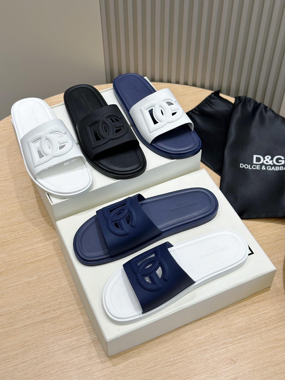 040 18123079 size 38-45