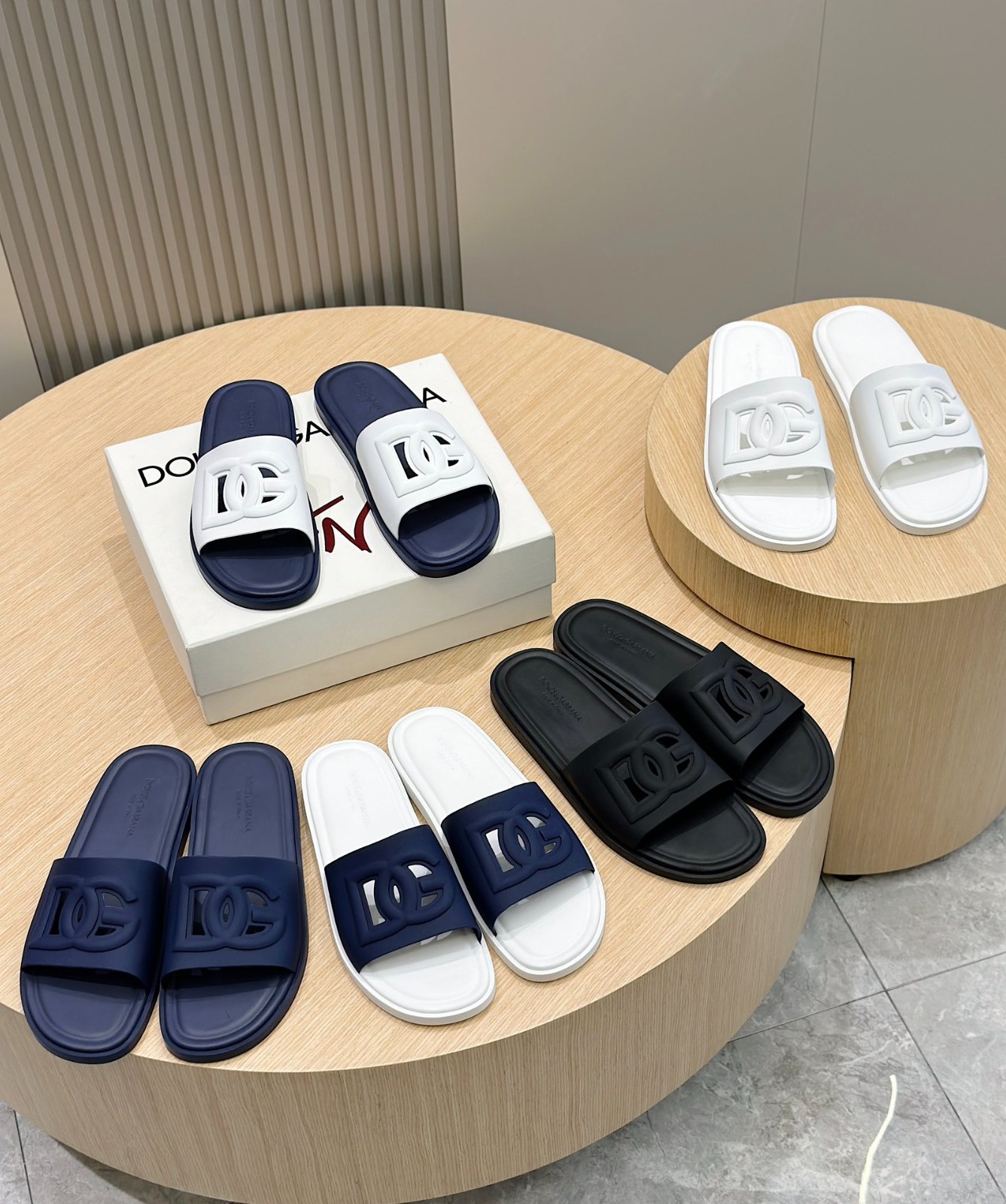 040 18123079 size 38-45
