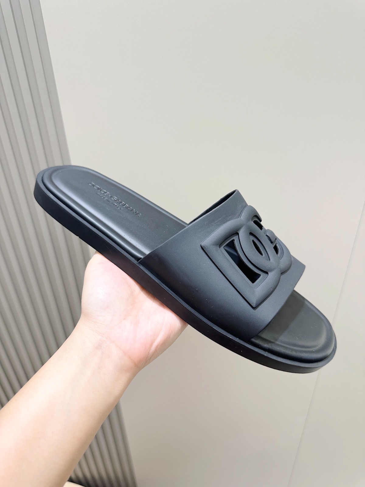 040 18123079 size 38-45