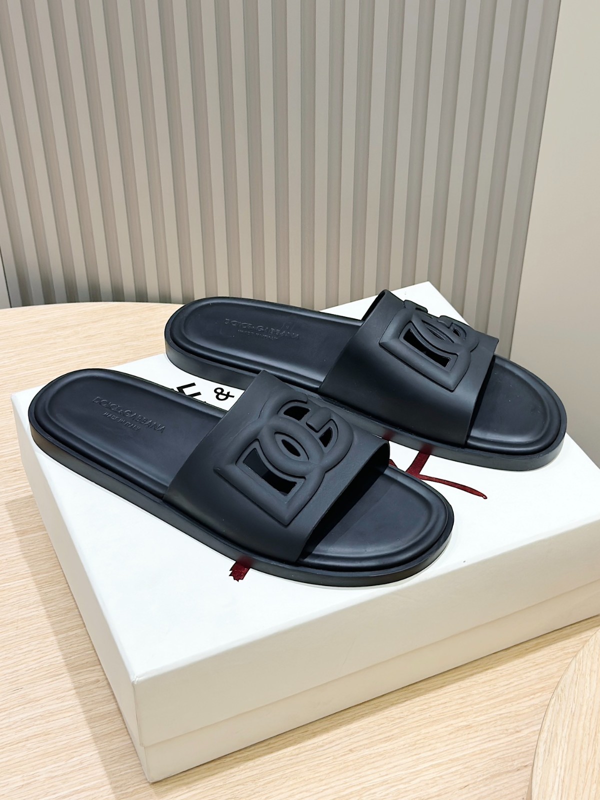 040 18123079 size 38-45