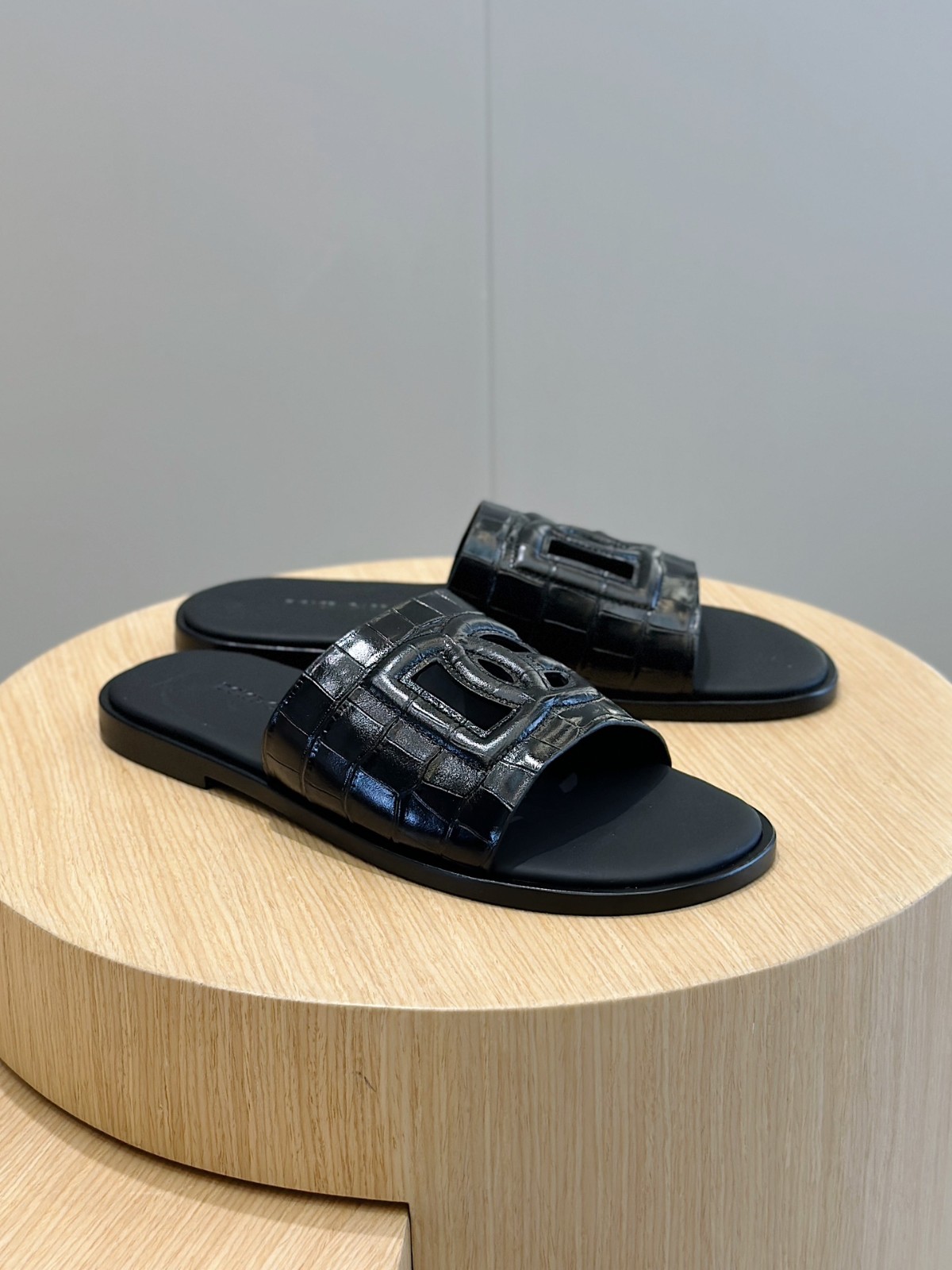 017 36123132 size 38-45
