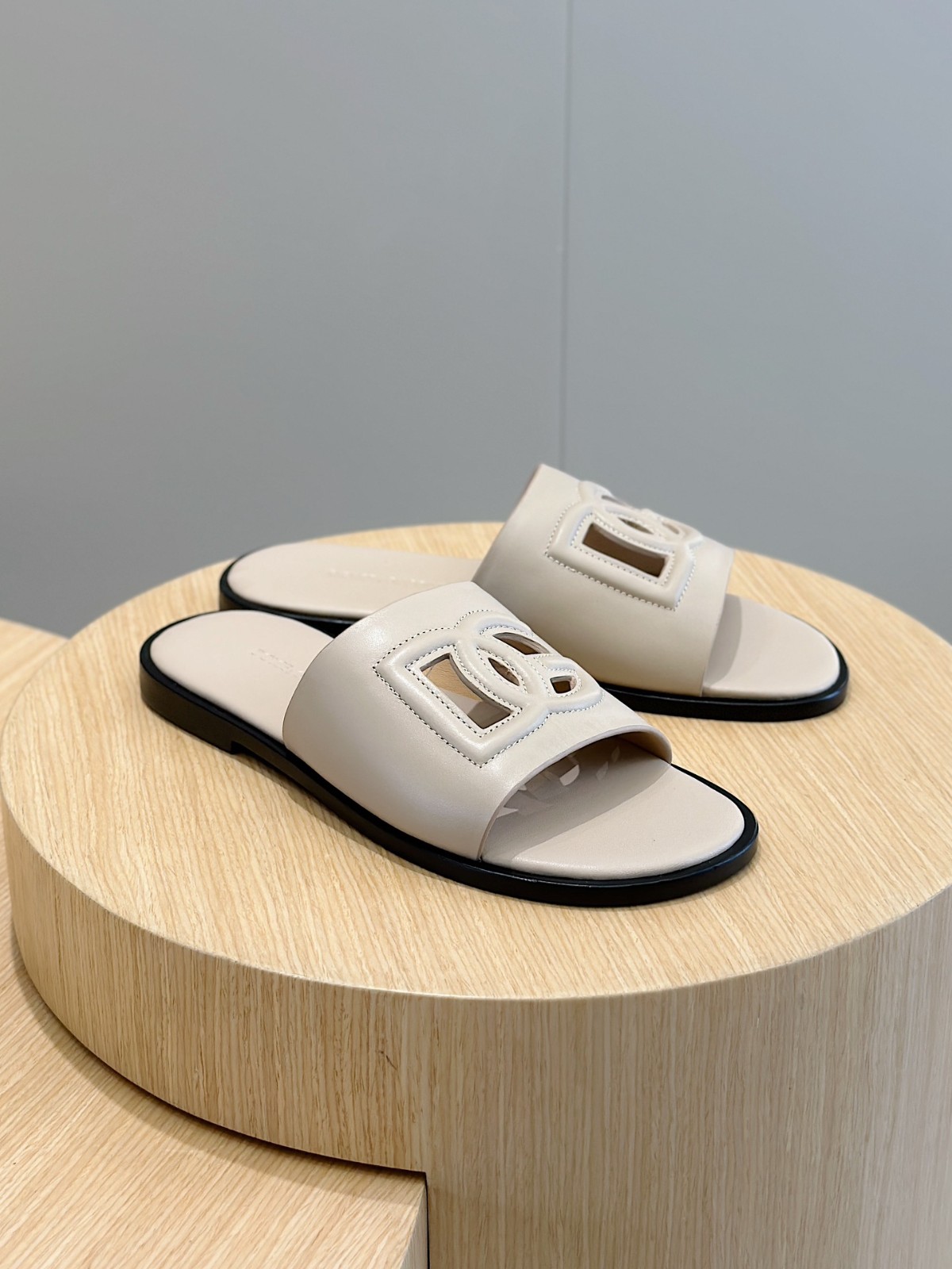 016 36123132 size 38-45