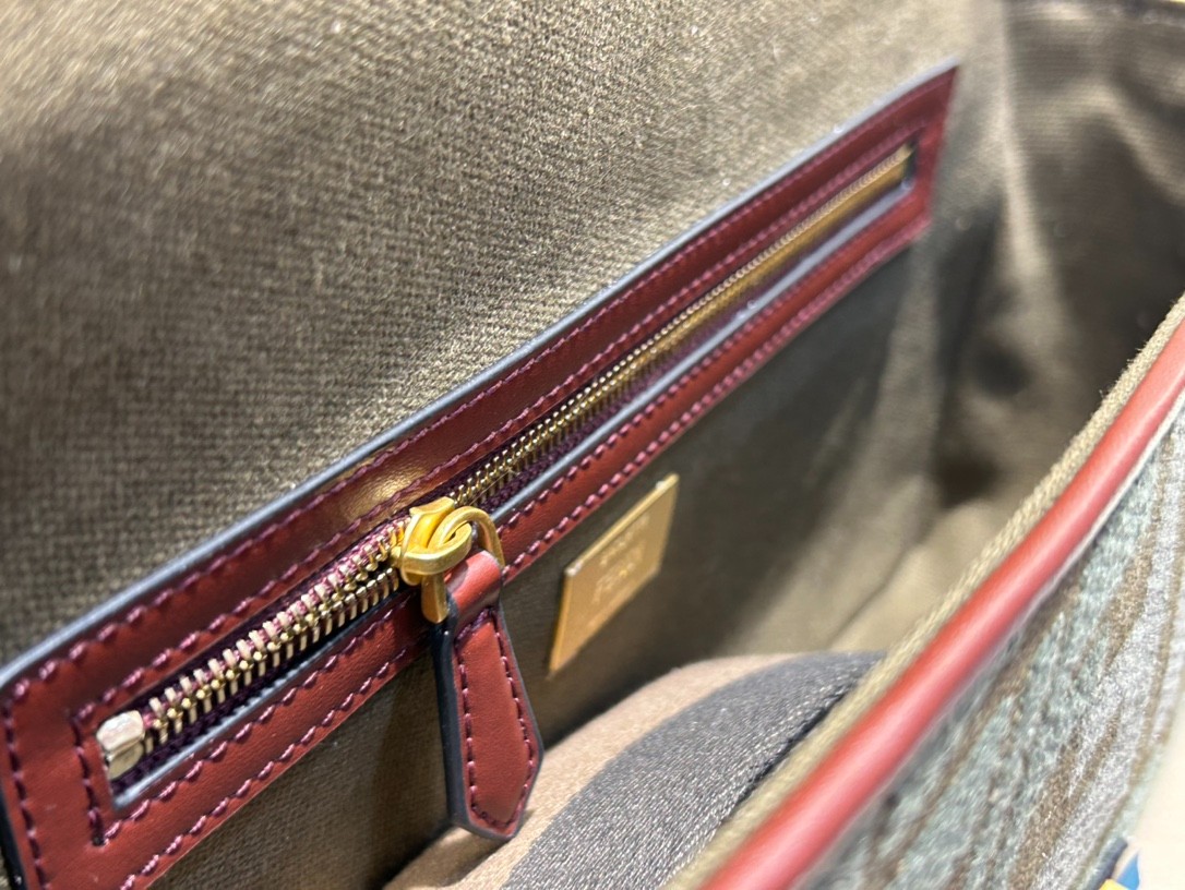 013 66123199 size 26x13x6cm