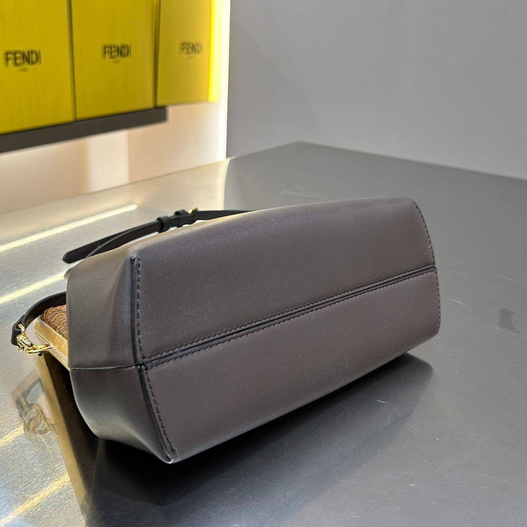 003 90123236 size 26x9.5x18cm