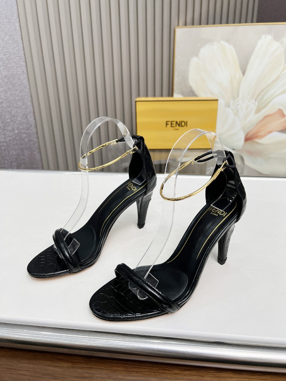 038 29123112 size 35-42