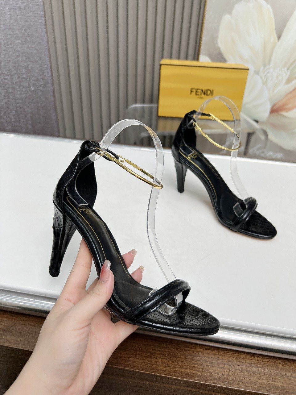 038 29123112 size 35-42