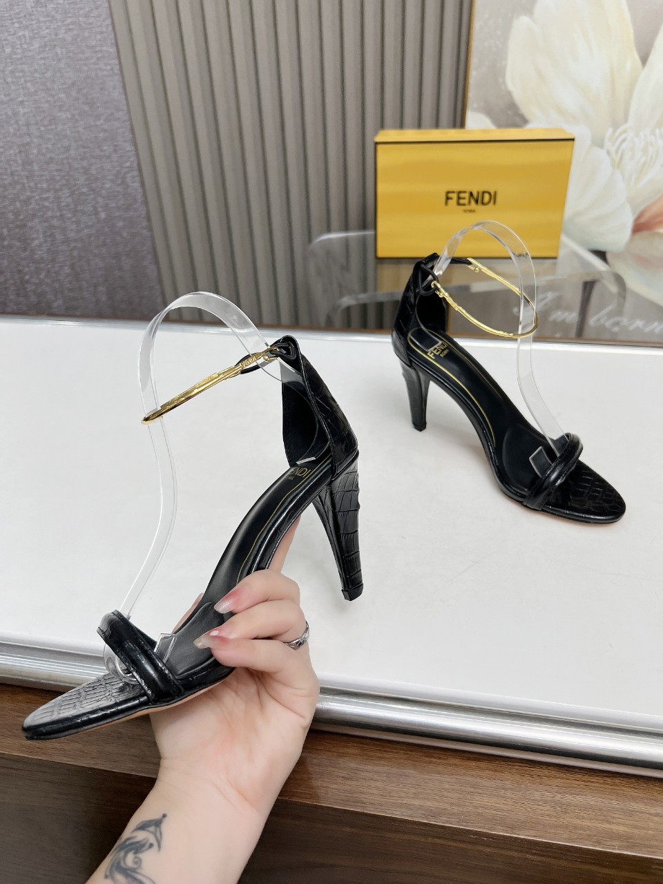 038 29123112 size 35-42