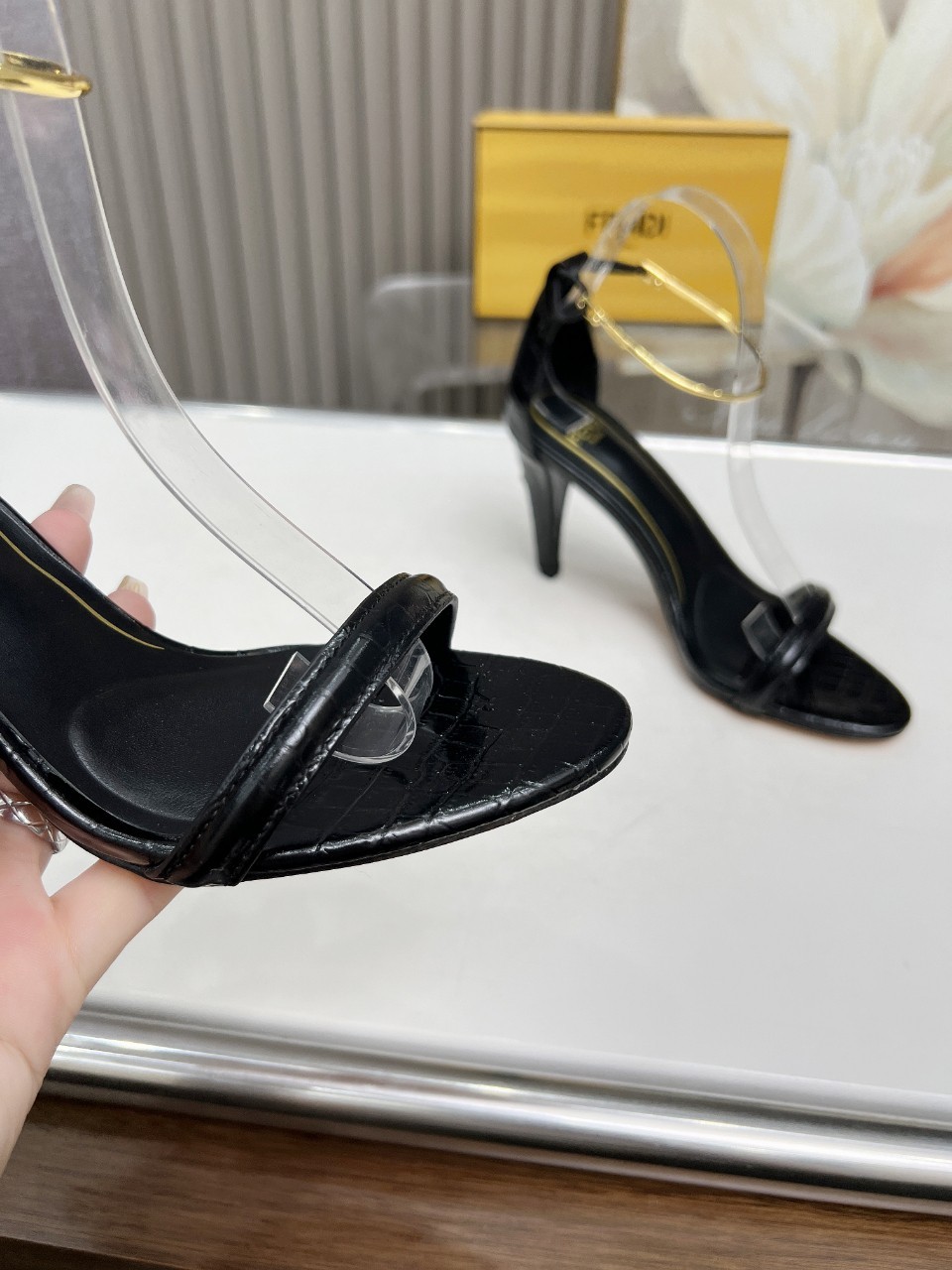 038 29123112 size 35-42
